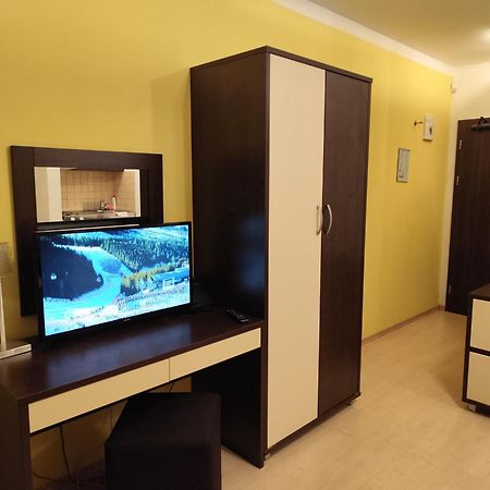 Apartman Liptov - Hotel Bešeňová Eksteriør billede
