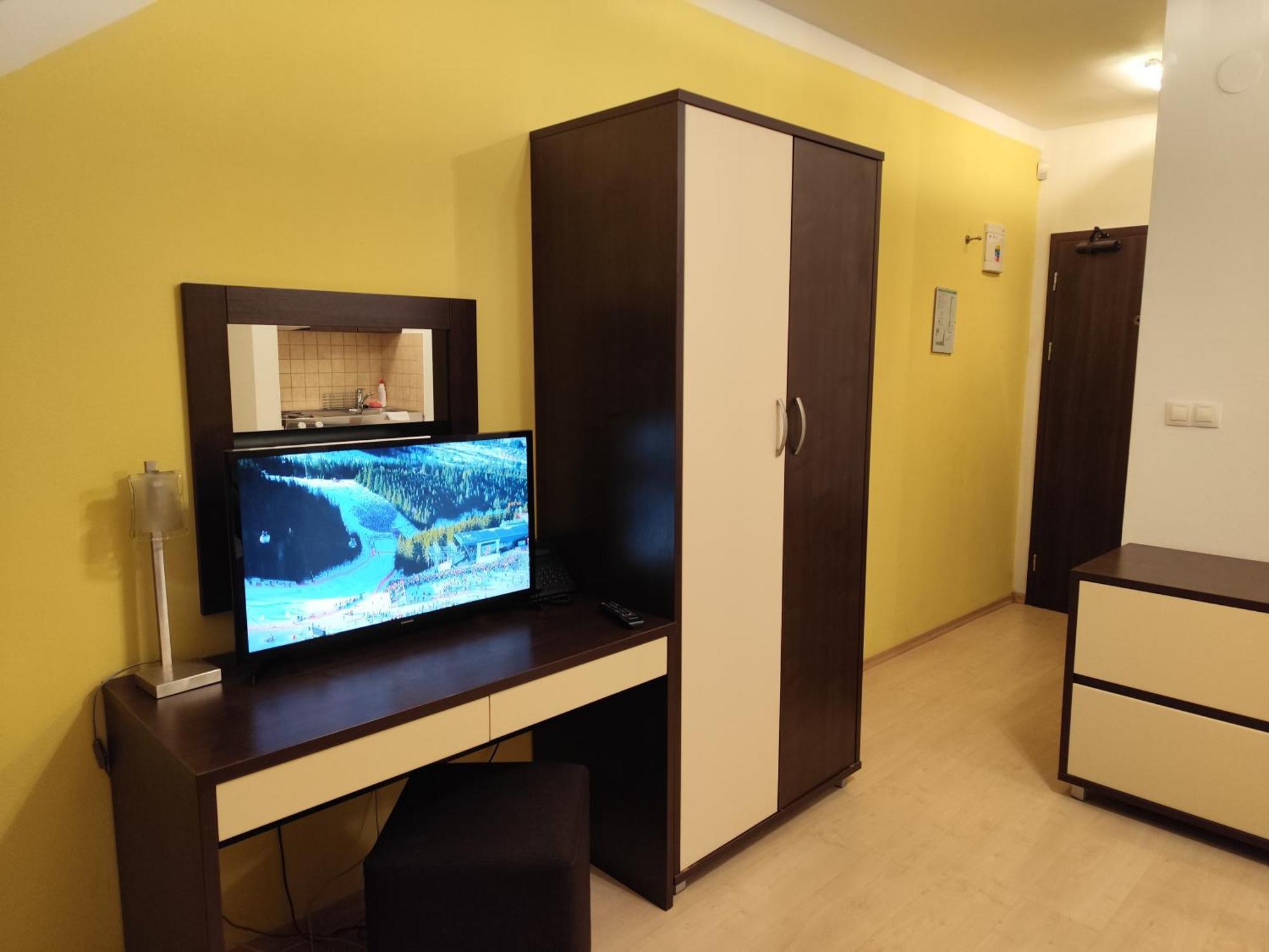Apartman Liptov - Hotel Bešeňová Eksteriør billede